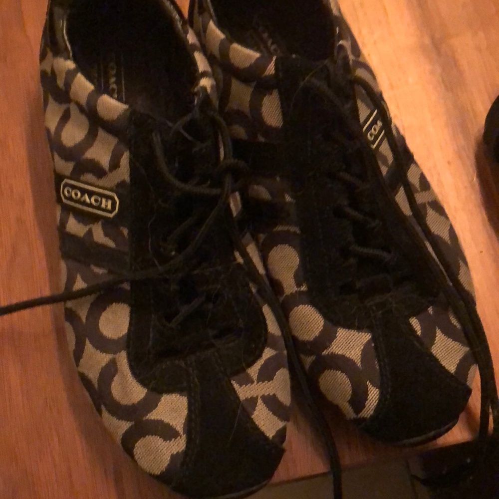 woman coach sneaker